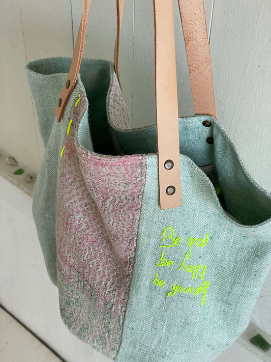 Sac "Be good, be happy, be yourself" – lin chevron & kantha rose